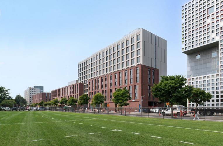 Graduate Junction exterior view