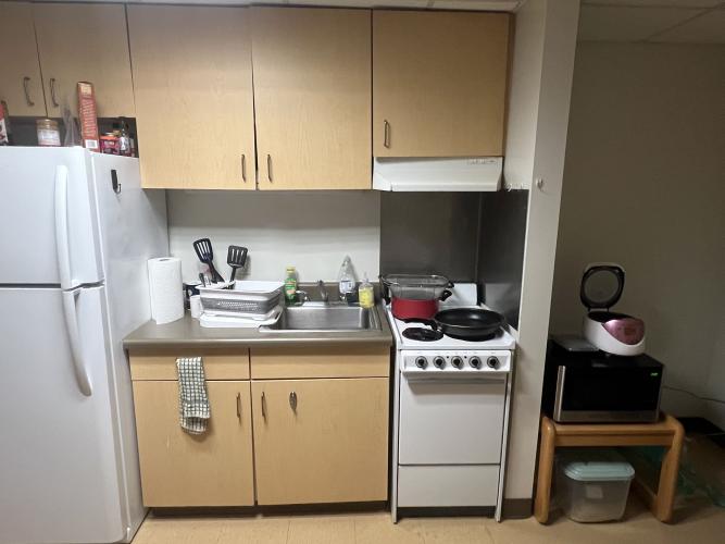 Kitchen and Stove