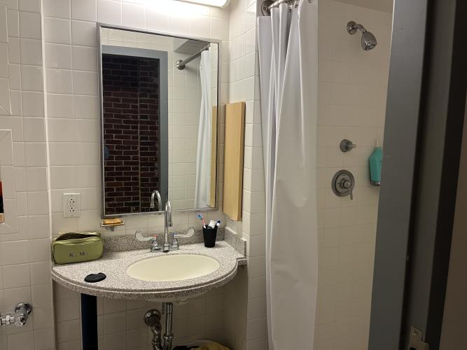 En-suite Bathroom 